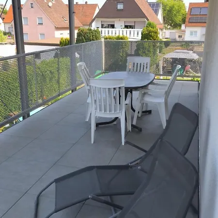 アパート Ferienwohnung Oetigheim *