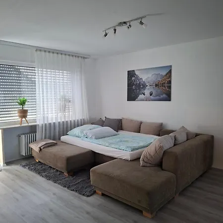 Ferienwohnung Oetigheim アパート *